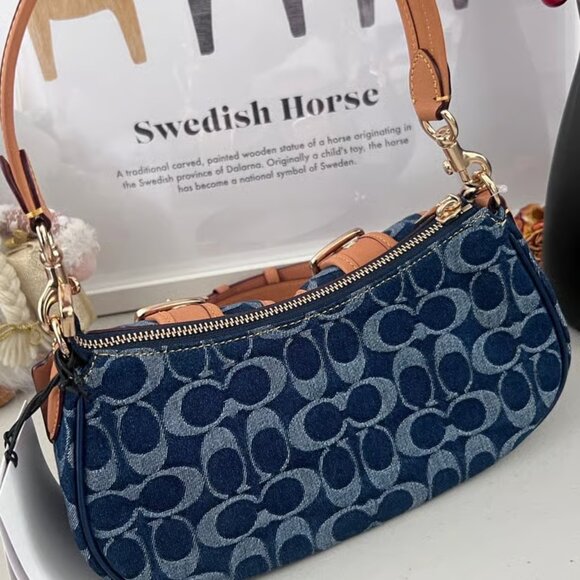 Coach Ashton Baguette Bag In Signature Canvas Denim/Brown CY700 - Picture 3 of 10